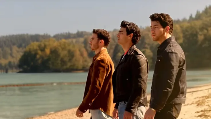 братья джонса.jpg